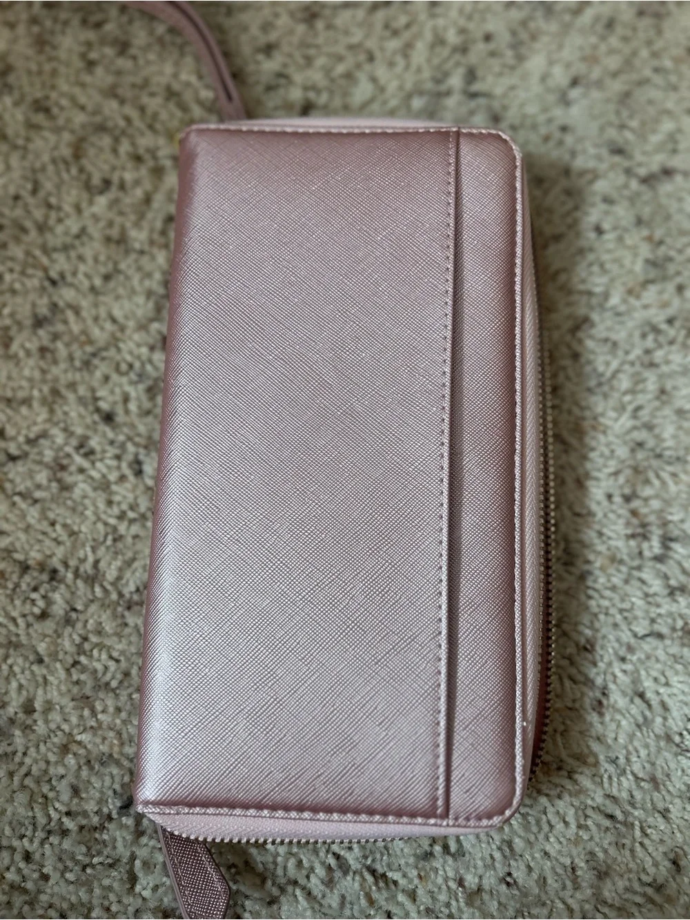 Apadi Metallic Pink Wristlet Clutch